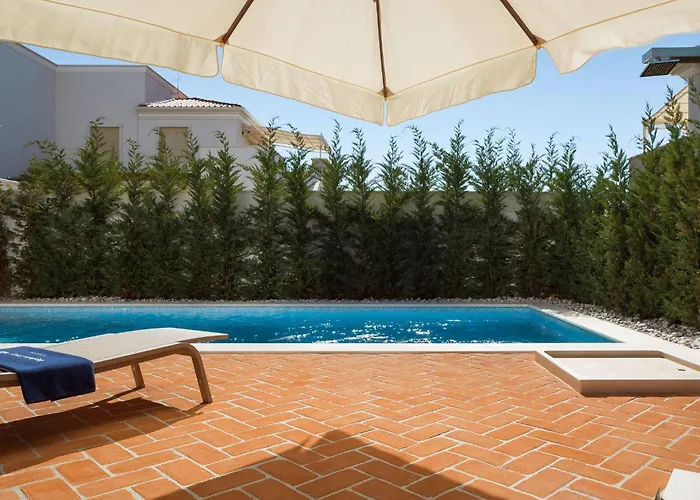 Adele By Interhome Vila *